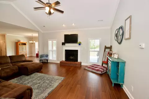 1564 Caleb Tr, Greenback, TN 37742 photo 3