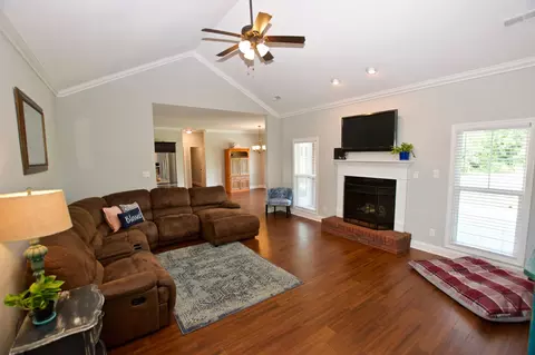 1564 Caleb Tr, Greenback, TN 37742 photo 5