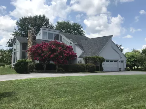 596 Pasteur Pl, Alcoa, TN 37701 photo 2