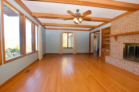 341 E Chestnut Hill Rd, Townsend, TN 37882 photo 4