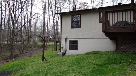 892 Sand Cut Rd, Oneida, TN 37841 photo 9