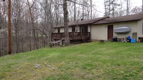892 Sand Cut Rd, Oneida, TN 37841 photo 11