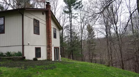 892 Sand Cut Rd, Oneida, TN 37841 photo 14