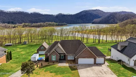 226 Misty View Cir, Rogersville, TN 37857