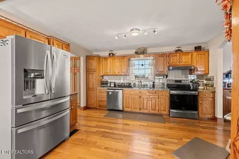 Kitchen - 6130 James Cline Rd, Talbott, TN 37877 photo 3 of 3