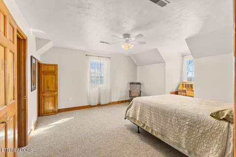Bedroom - 6130 James Cline Rd, Talbott, TN 37877 photo 2 of 4