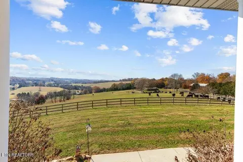 Exterior - 6130 James Cline Rd, Talbott, TN 37877 photo 5 of 5