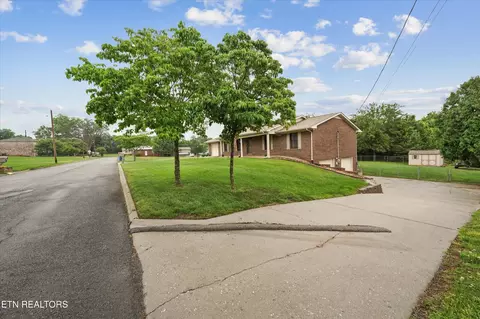 143 Barbara Dr, Talbott, TN 37877 photo 4