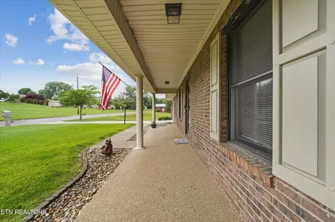 143 Barbara Dr, Talbott, TN 37877 photo 6