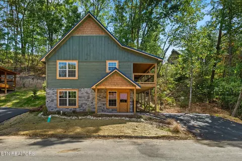 2229 Alpine Village Way, Pigeon Forge, TN 37863