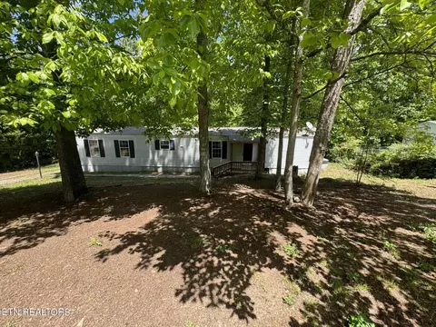 5133 Wild Cherry Ln, Strawberry Plains, TN 37871