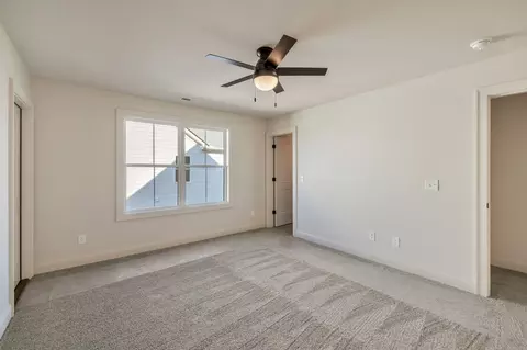 Bedroom - 5548 Sinclair St, Murfreesboro, TN 37127 photo 9 of 13