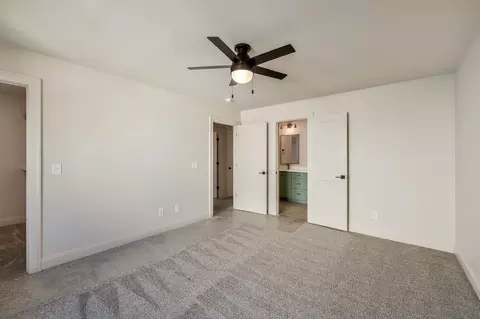 Bedroom - 5548 Sinclair St, Murfreesboro, TN 37127 photo 10 of 13