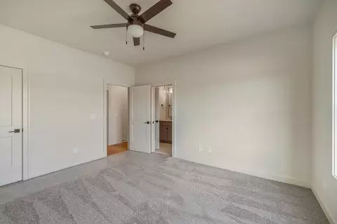Bedroom - 5548 Sinclair St, Murfreesboro, TN 37127 photo 2 of 13
