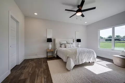 Bedroom - 831 Wells Rd, Dickson, TN 37055 photo 1 of 7