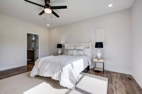 Bedroom - 831 Wells Rd, Dickson, TN 37055 photo 3 of 7