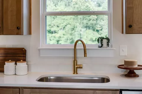 Kitchen - 831 Wells Rd, Dickson, TN 37055 photo 2 of 3