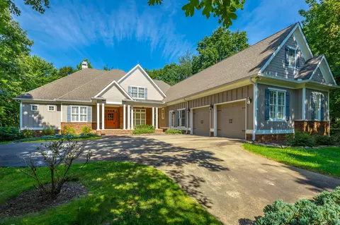 Exterior - 38 Reflection Dr, Dunlap, TN 37327 photo 7 of 41
