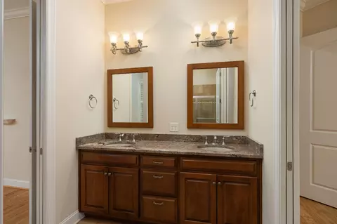 Bath - 38 Reflection Dr, Dunlap, TN 37327 photo 4 of 7