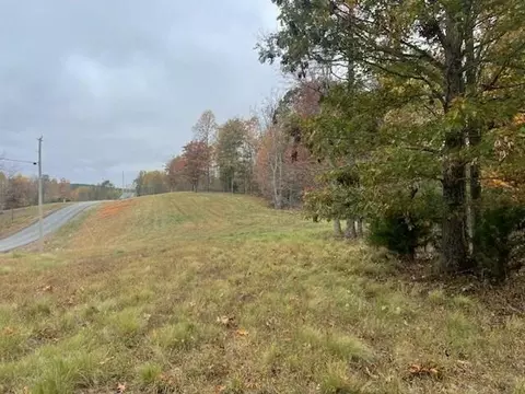 580 Preservation Dr, South Pittsburg, TN 37380