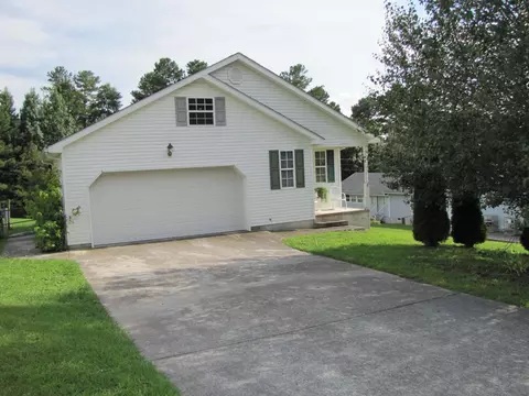 116 Pinewood Dr, Rock Spring, GA 30739 photo 1