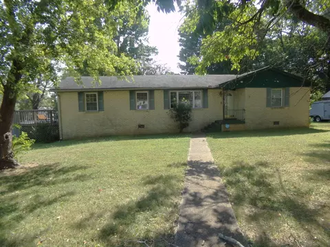 201 Woods Ave S, Lewisburg, TN 37091