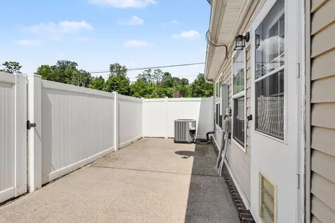 Exterior - 3065 Soaring Eagle Way, Spring Hill, TN 37174 photo 6 of 7