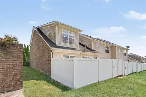 Exterior - 3065 Soaring Eagle Way, Spring Hill, TN 37174 photo 2 of 7