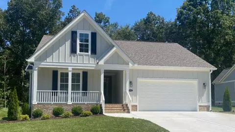 1223 Bentley Ln, Soddy Daisy, TN 37379