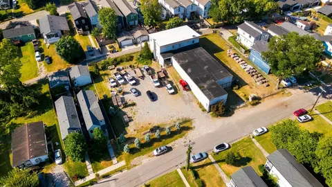 1715 Pecan St, Nashville, TN 37208