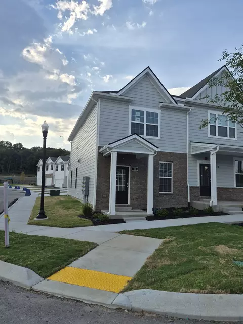 111 Dry Cyn, La Vergne, TN 37086