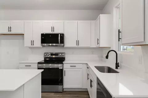 Kitchen - 217 Reece Rd, Baxter, TN 38544 photo 1 of 6