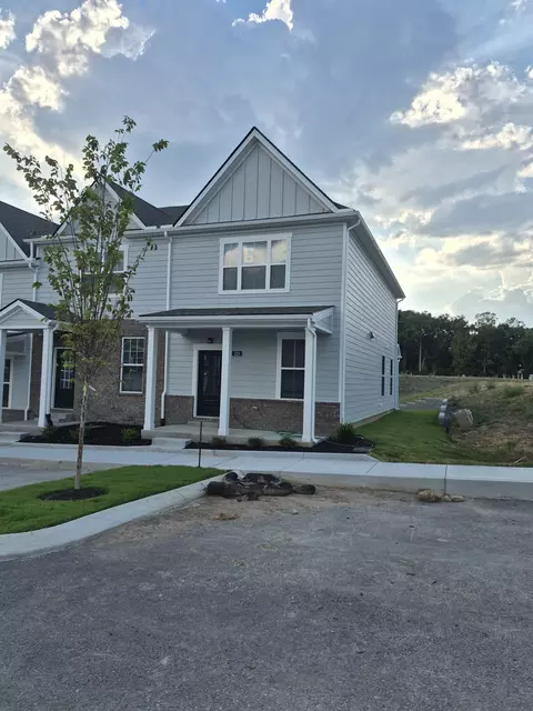 121 Dry Cyn, La Vergne, TN 37086