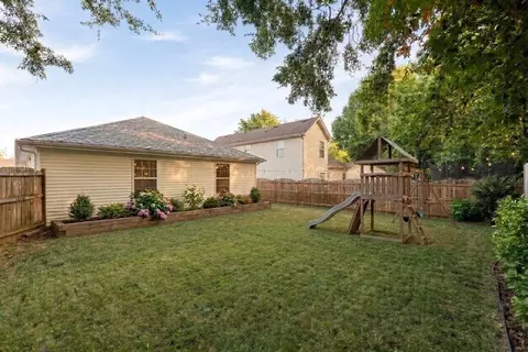 Exterior - 528 Freedom Ct, Murfreesboro, TN 37129 photo 7 of 10