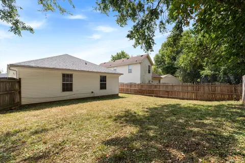 Exterior - 528 Freedom Ct, Murfreesboro, TN 37129 photo 8 of 10