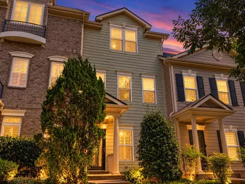 1438 Burnside Dr, Franklin, TN 37067
