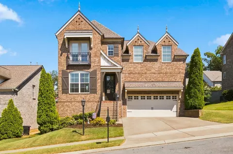 139 Cobbler Cir, Hendersonville, TN 37075