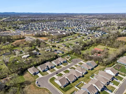 View/Area - 2925 Eckersley Dr, Murfreesboro, TN 37128 photo 5 of 6