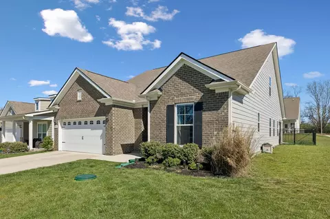 Exterior - 2925 Eckersley Dr, Murfreesboro, TN 37128 photo 3 of 7