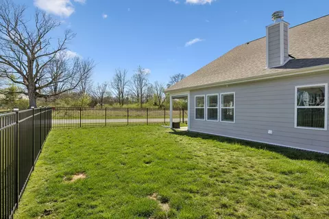 Exterior - 2925 Eckersley Dr, Murfreesboro, TN 37128 photo 7 of 7