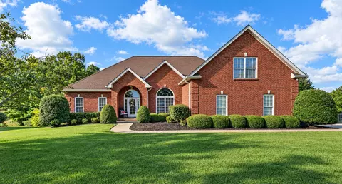 3009 Edgemont Dr, Clarksville, TN 37043