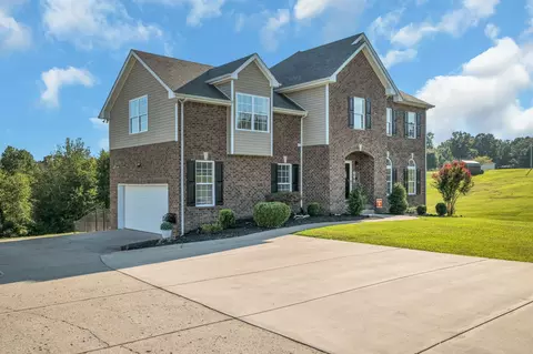 170 Lena Loop, Burns, TN 37029
