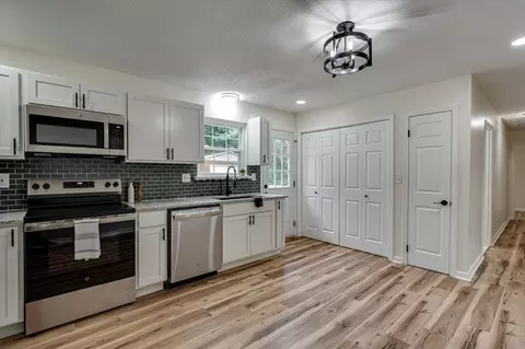 7446 Davis Mill Cir, Harrison, TN 37341 photo 10