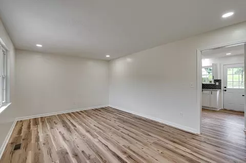 7446 Davis Mill Cir, Harrison, TN 37341 photo 5