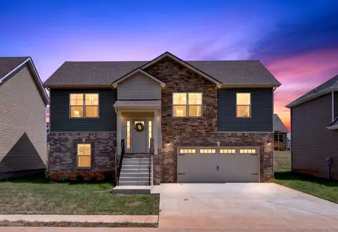350 Cardinal Crk, Clarksville, TN 37040