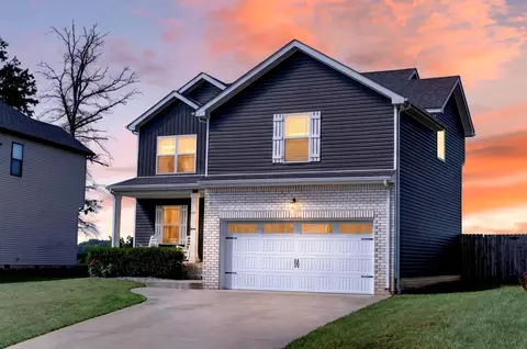 267 Azalea Dr, Oak Grove, KY 42262