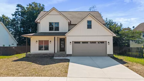 502 Hillside Ln, Lenoir City, TN 37771