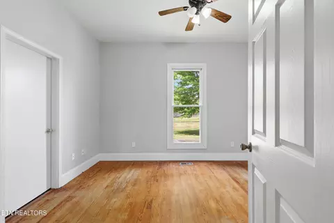 7805 Heiskell Rd, Powell, TN 37849 photo 17