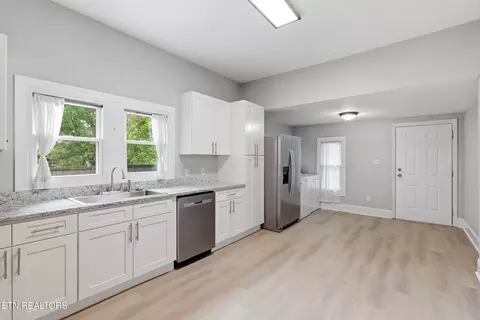 7805 Heiskell Rd, Powell, TN 37849 photo 14
