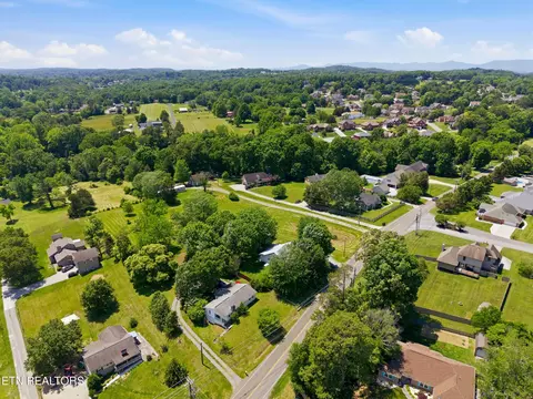 7805 Heiskell Rd, Powell, TN 37849 photo 40